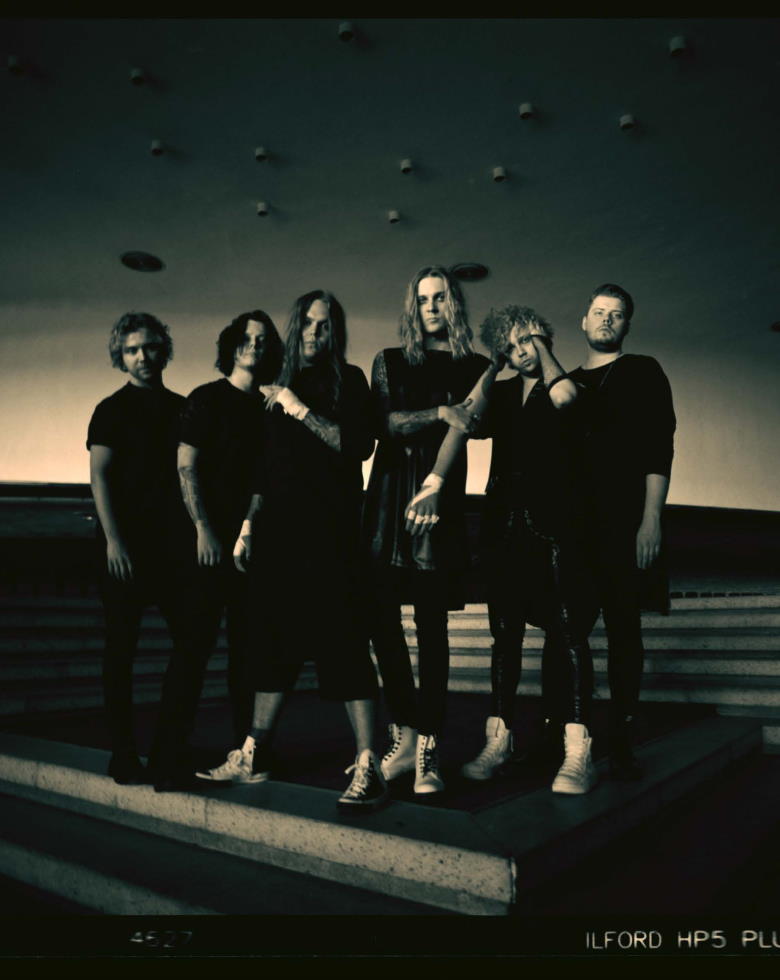 blind channel ryhmakuva